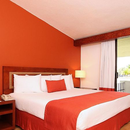 Fiesta Inn Villahermosa Cencali Exterior photo