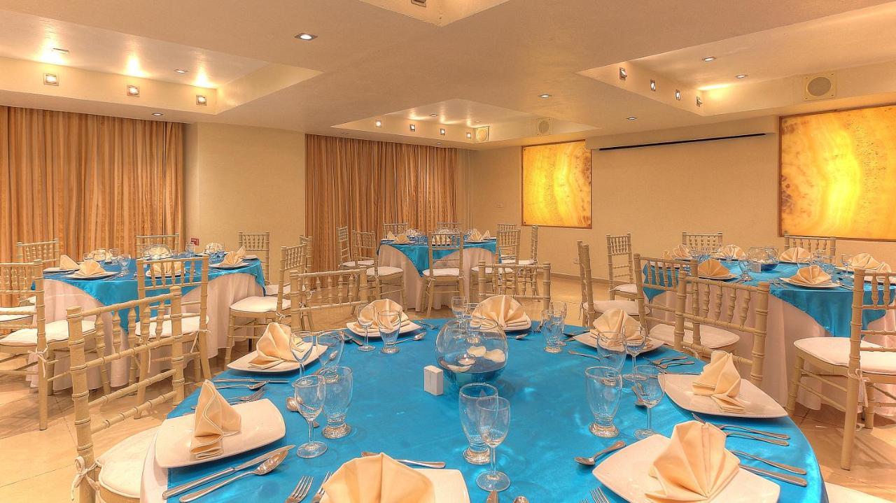 Fiesta Inn Villahermosa Cencali Exterior photo