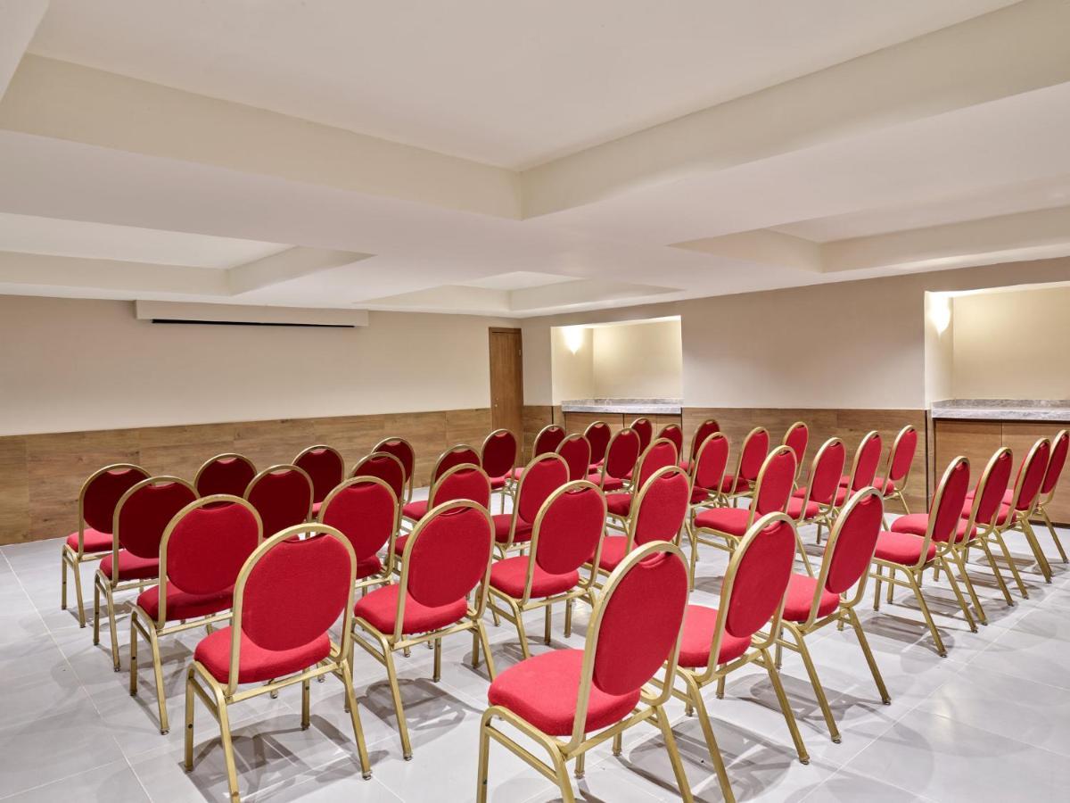 Fiesta Inn Villahermosa Cencali Exterior photo